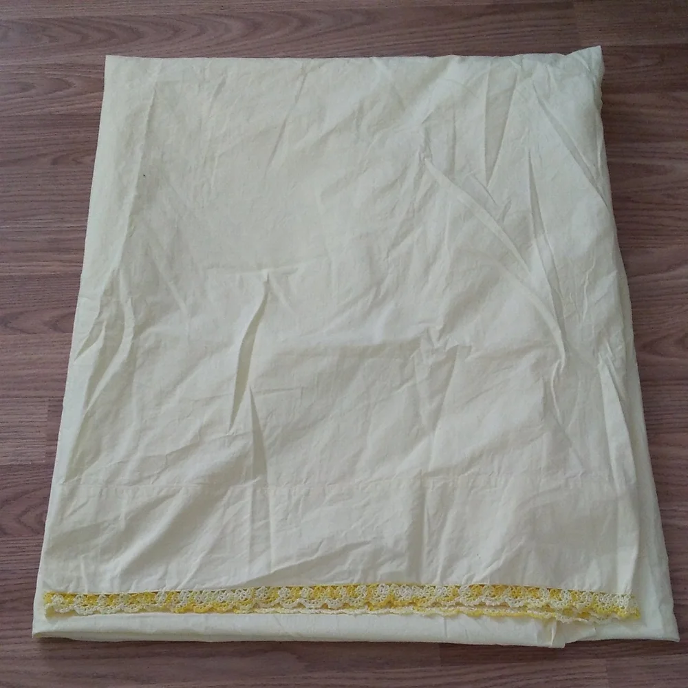 Penney's Percale Double Flat Sheet Yellow 81